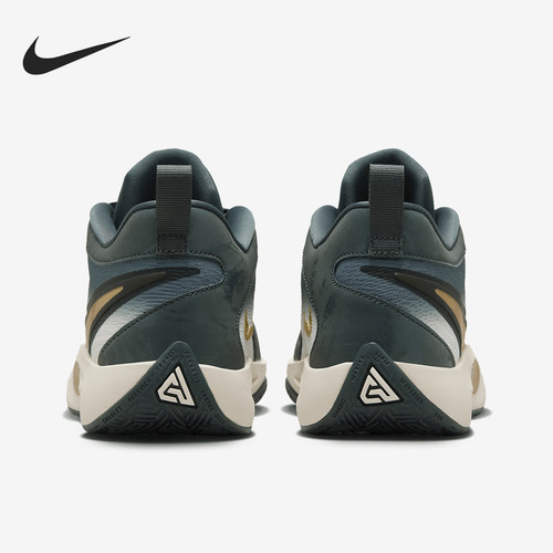 Nike/耐克正品FREAK 6儿童实战渐变运动缓震篮球鞋FZ7305-300