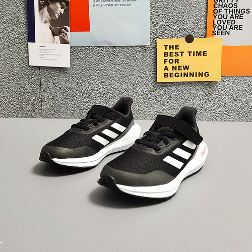 阿迪达斯运动舒适减震跑步鞋