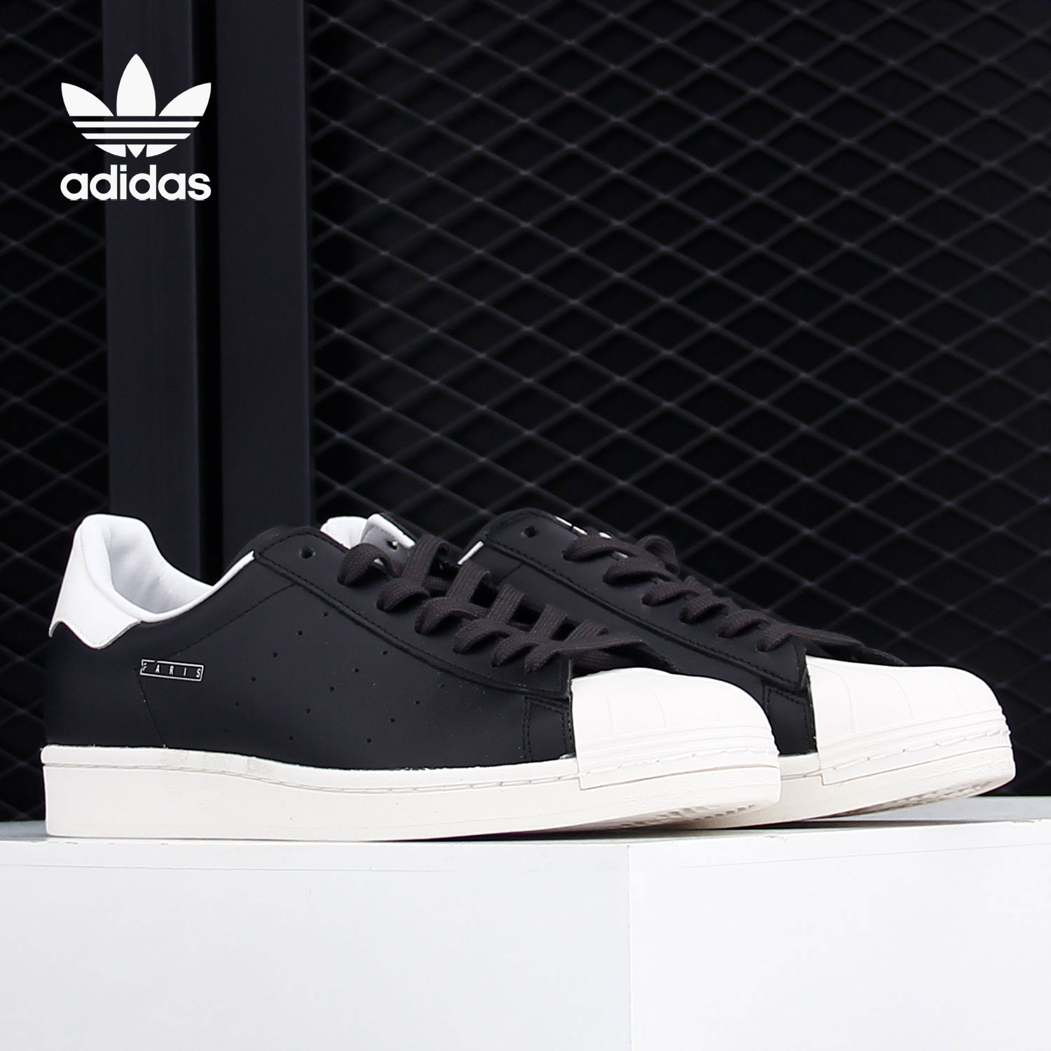 阿迪达斯正品男女休闲鞋