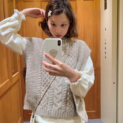 果核宇宙麻花针织侧开衩叠穿马甲