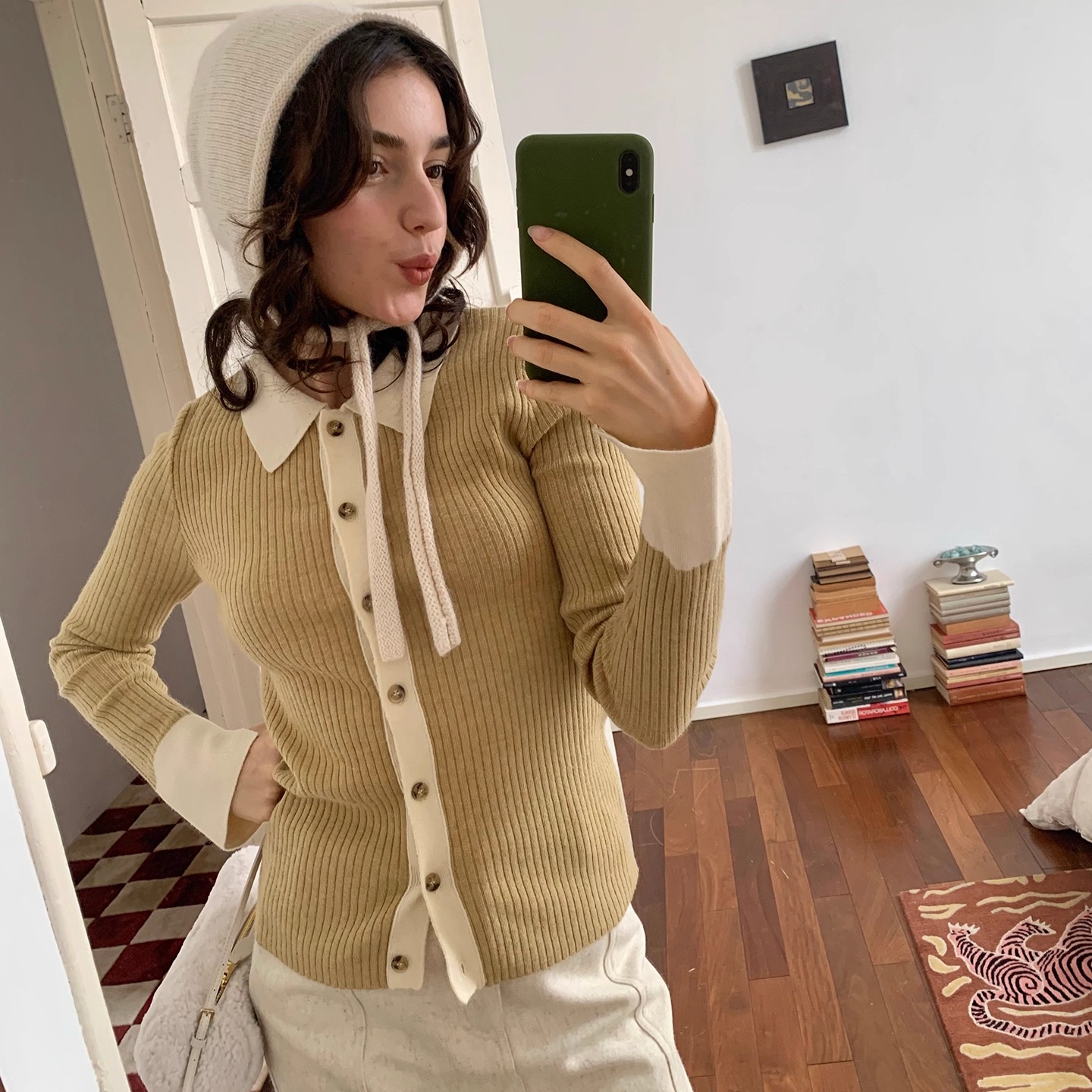 果核宇宙法式撞色polo领羊毛上衣