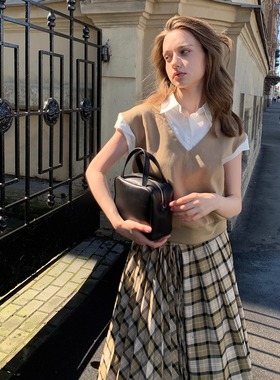 KERNEL COSMOS 哈兰德美术系 知识分子设计感假两件短袖马甲上衣