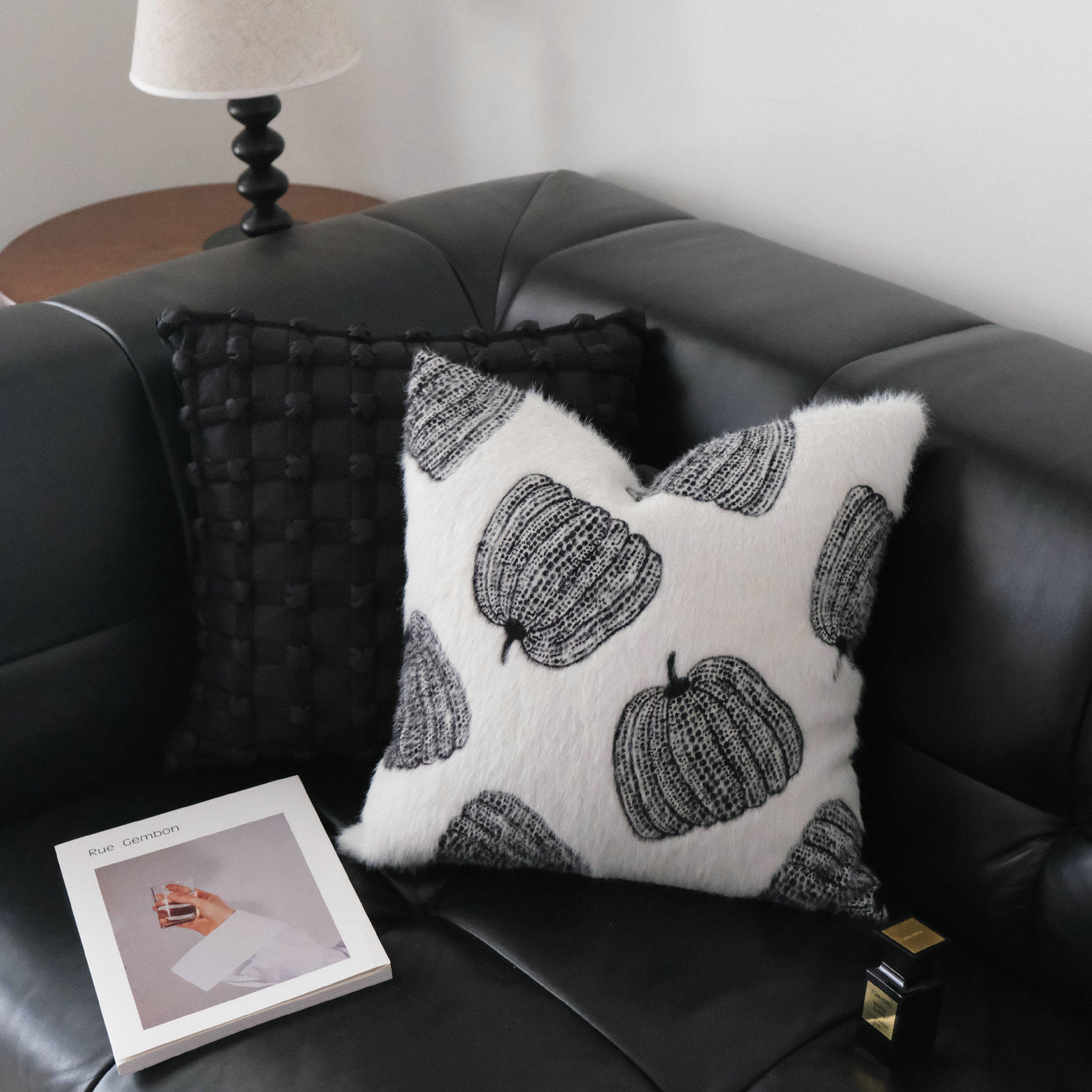 轻奢风中古高级感刺绣抱枕仿貂绒客厅沙发靠枕装饰酒店样板间,居家布艺,抱枕被,淘宝优惠券,粉丝福利购,淘宝优惠卷