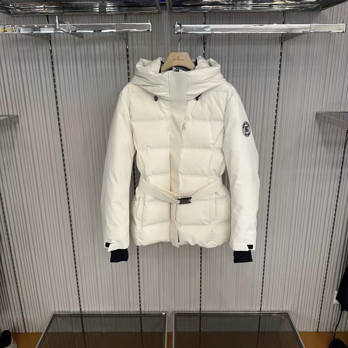 比音勒芬专柜正品秋冬奥莱女士休闲羽绒服保暖外套女装884242926