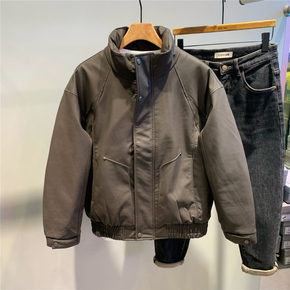 冬季高端复古肌理感立领PU皮羽绒服男潮牌时尚防寒机车短款外套潮