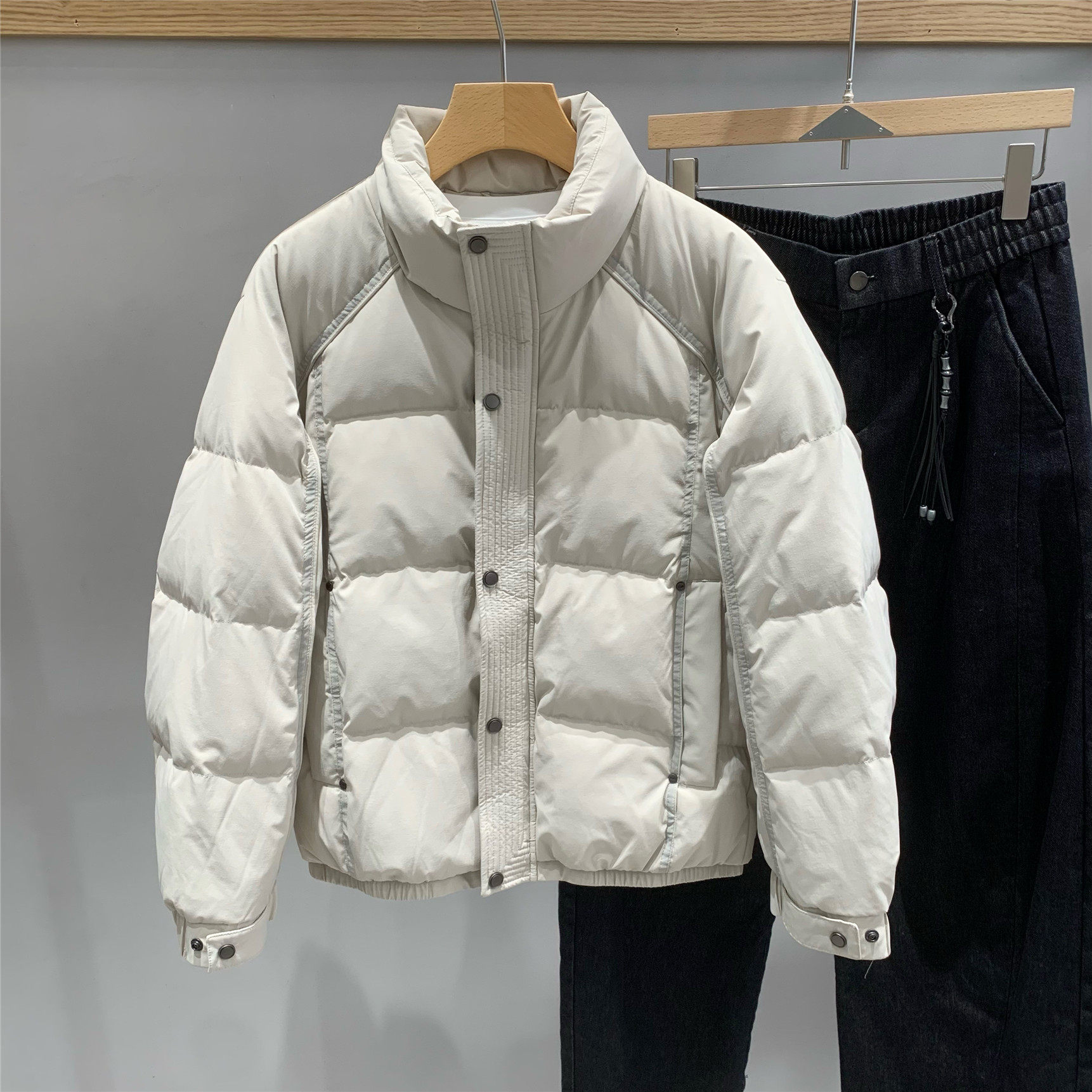拼色立领短款羽绒服男