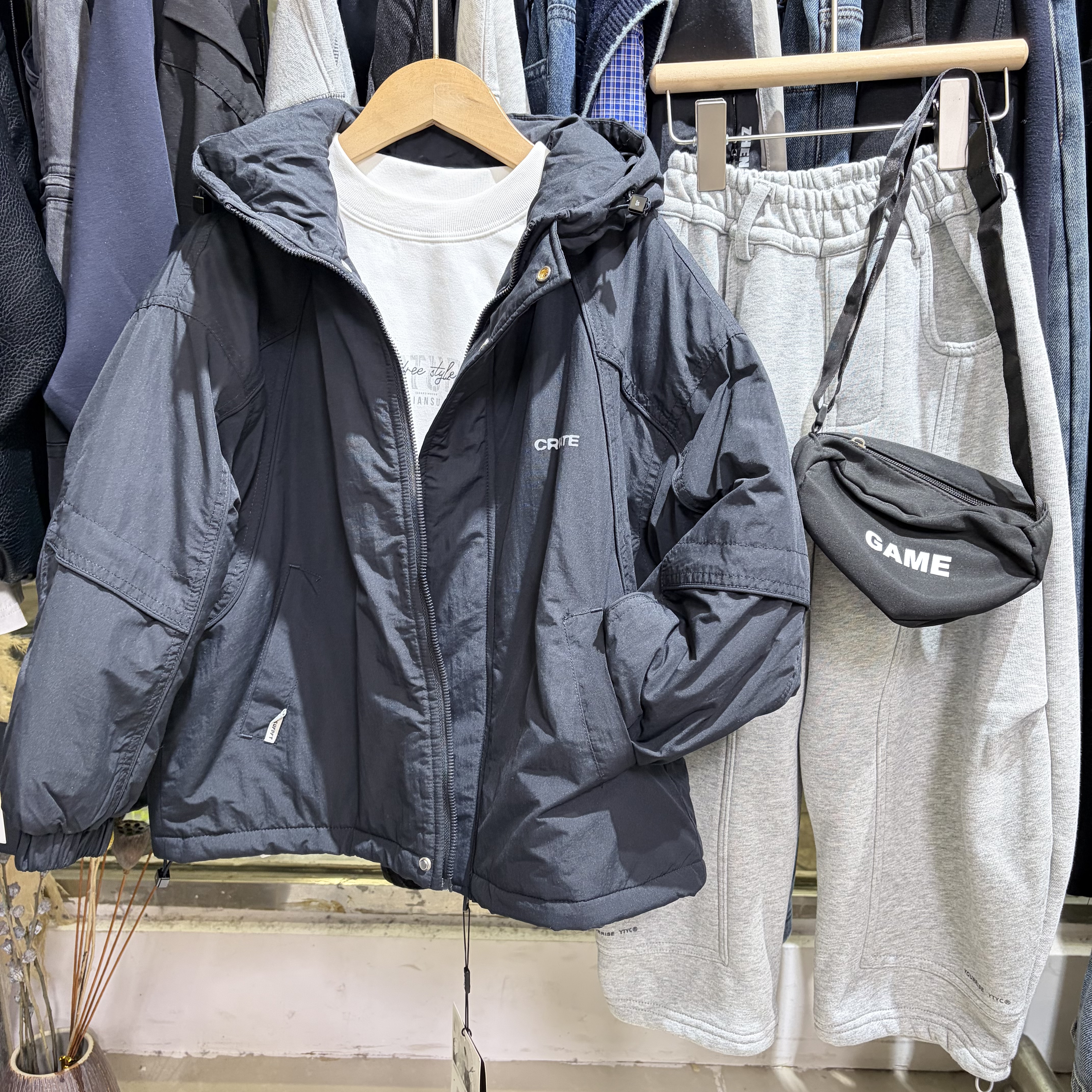 2026冬季新款儿童棉服男童藏蓝色连帽棉服外套潮版设计假两件夹克