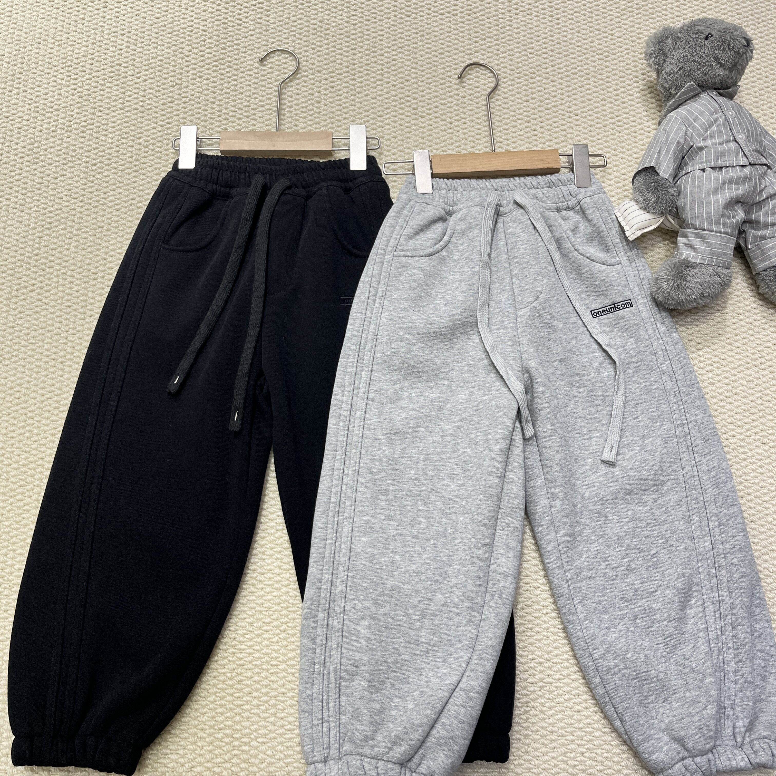 实体冬装新款男童女童韩版灰色黑色加绒卫裤运动加厚保暖裤外穿