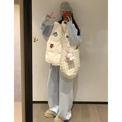 轻薄90白鸭绒印花白鸭绒羽绒服