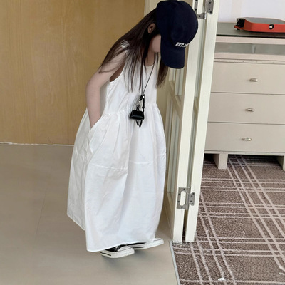 2025女童夏季文艺巴洛克感无袖连衣裙儿童背心裙白月光度假裙