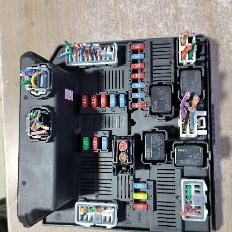 科雷傲机舱继电器盒，车身控制单元，284B7-JY00A，284B6-0723R