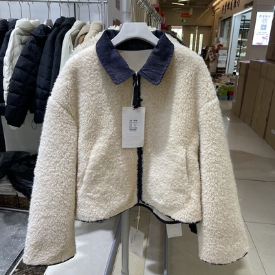 设计感牛仔拼接翻领羊羔毛外套女冬2025新款仿皮毛一体颗粒绒上衣