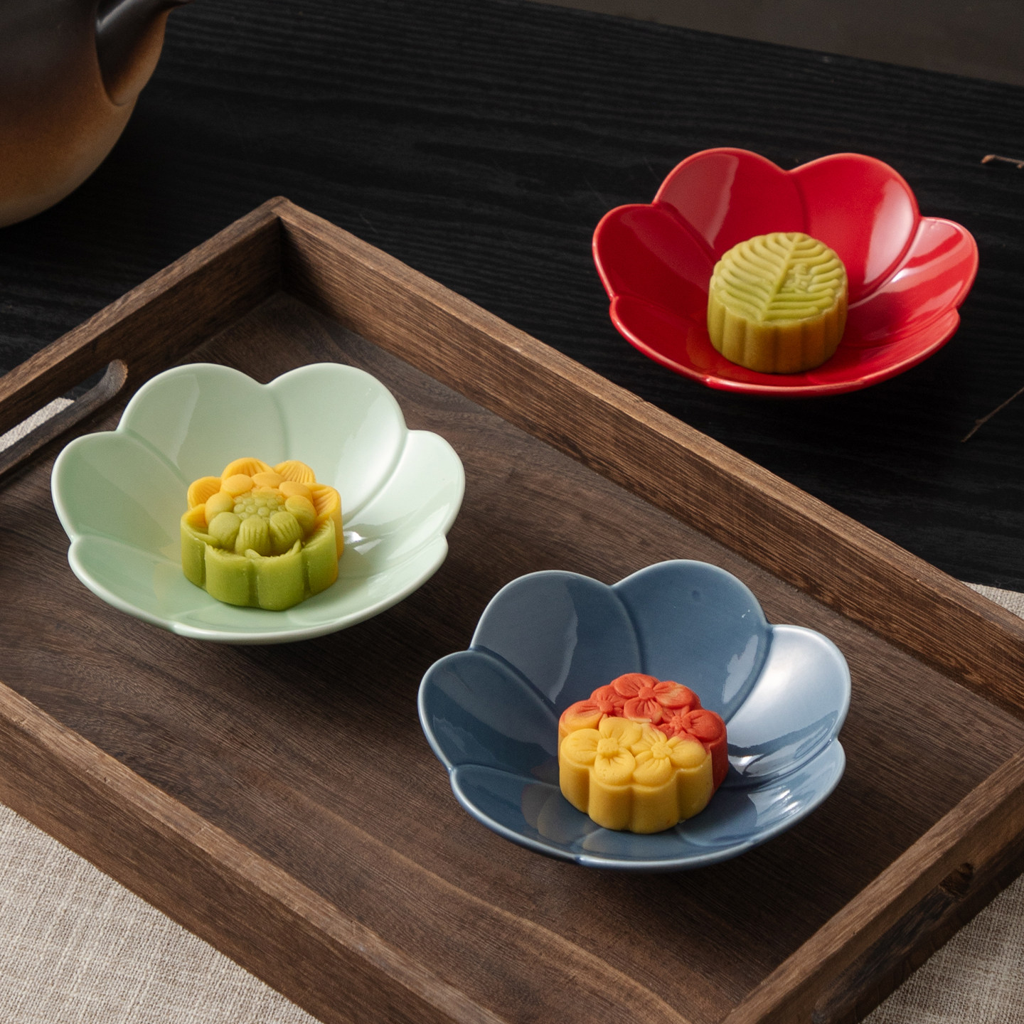 陶瓷釉下彩花瓣碗创意点心水果盘酒店餐厅会所冷凉菜盘子小吃盘子