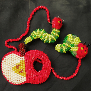 礼物 毛毛虫风苹胸针趣味设计师款 HitS手作 毛毛虫苹果好饿好饿