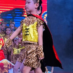 六一儿童小妖怪服装妖精演出服妖怪披风西游记孙悟空黑色红色斗篷