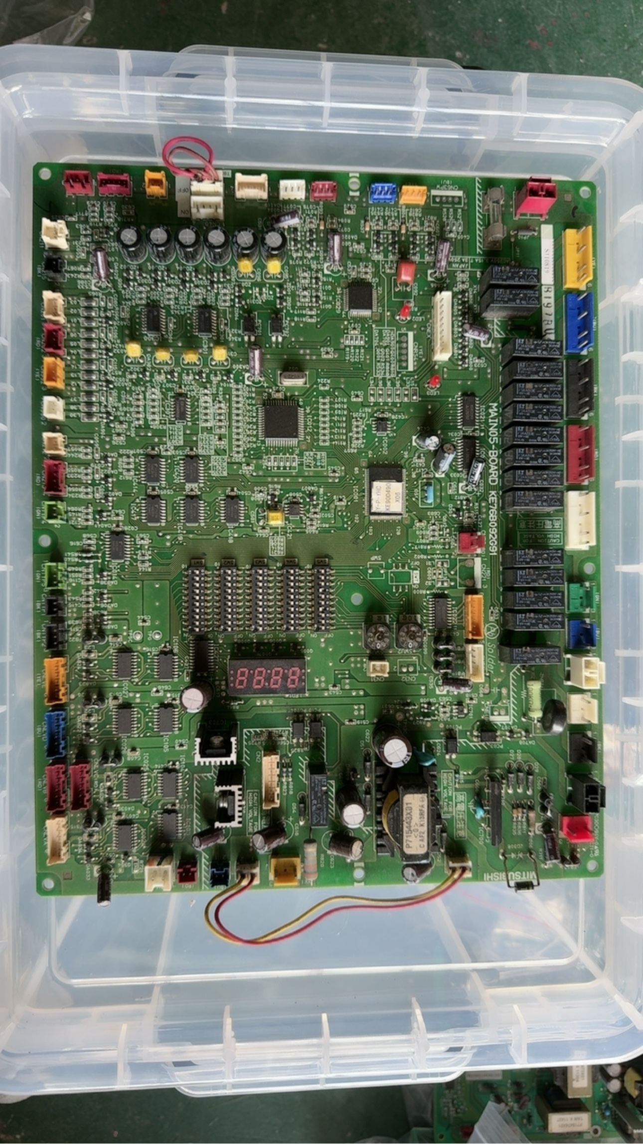 三菱电机中央空调配件外机主板MAIN05-BOARD.KE76B092G91原装拆机