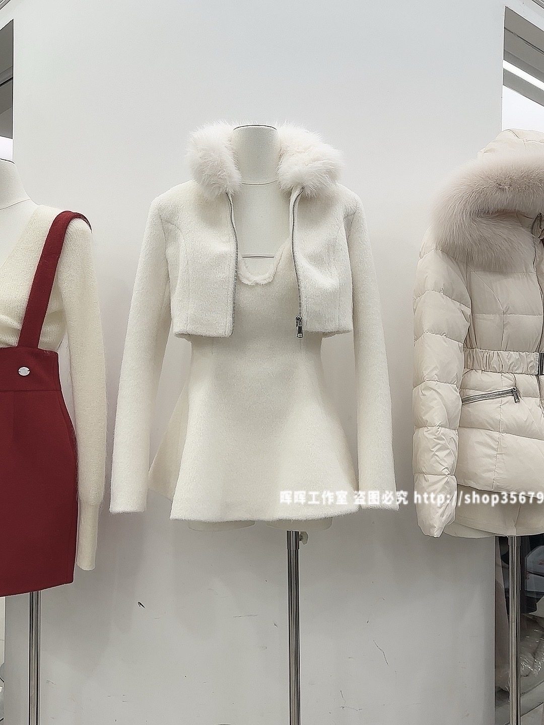 2025新款【韩女白月光】纯欲镂空收腰上衣毛毛拼接短款外套两件套