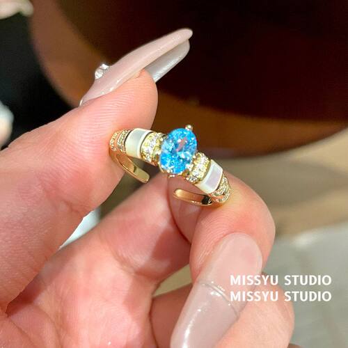 戒女手饰贝母高级感简约时尚！