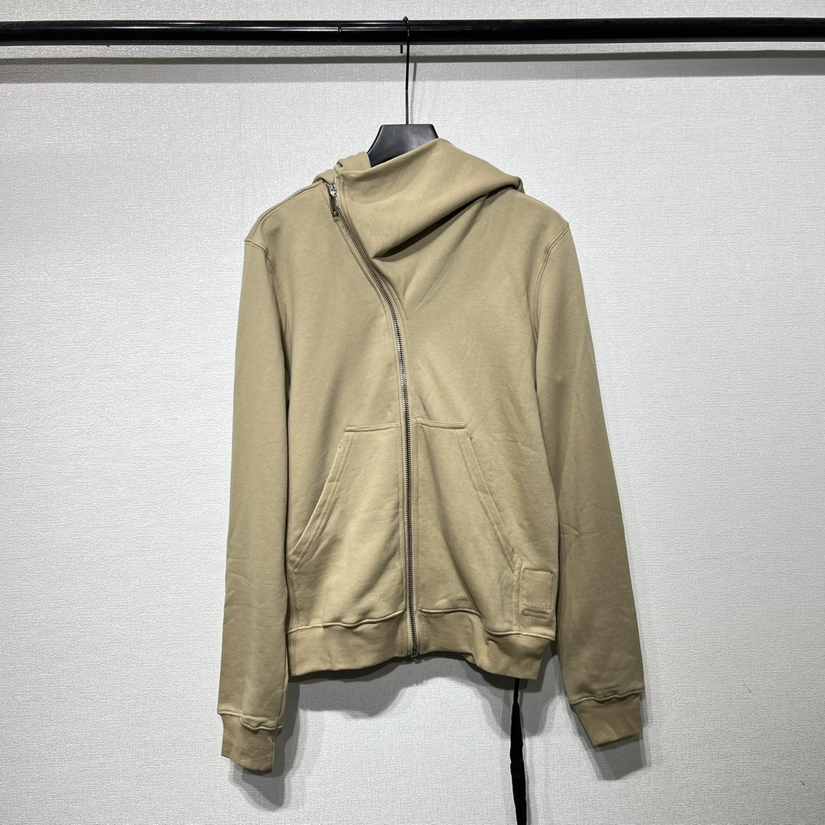 青年休闲宽松RO连帽卫衣外套