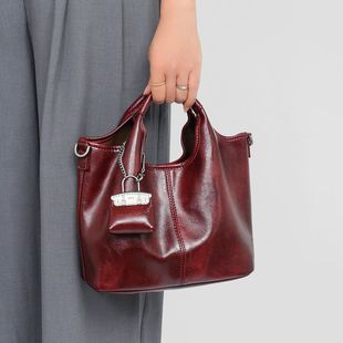 包包Rodeo女秋冬凯丽水桶包油蜡皮高级感大容量单肩手提腋下包包