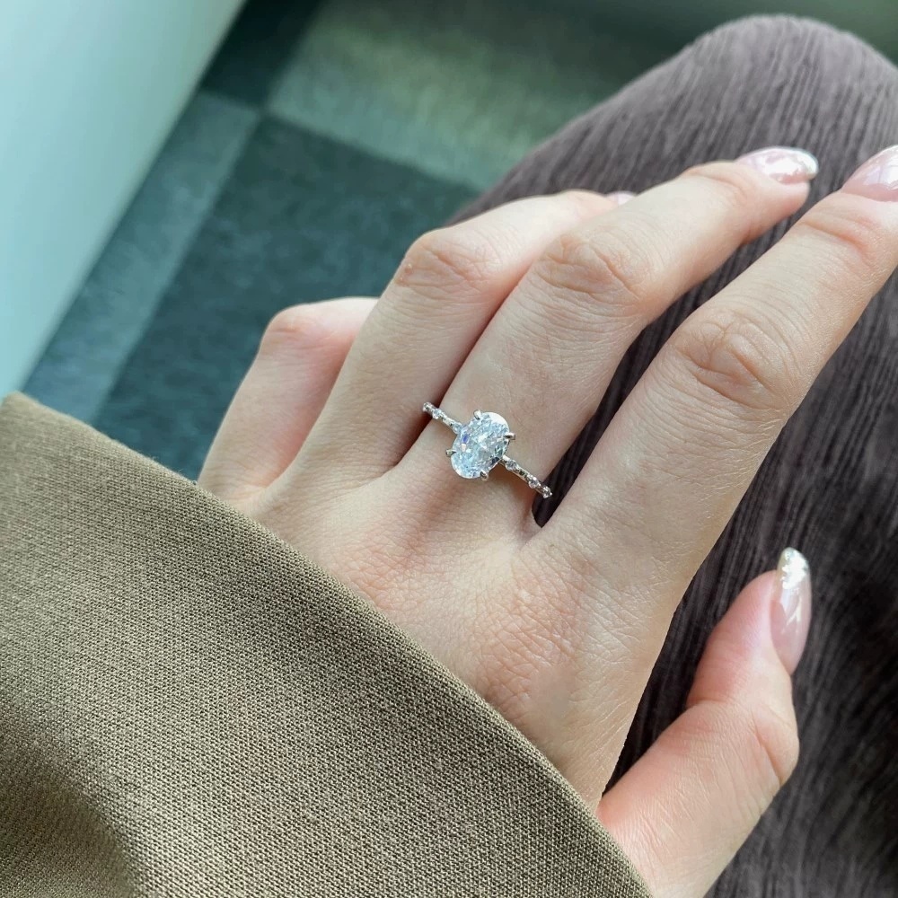 欧美2024新款S925纯银高碳钻戒指女欧美跨境雷迪恩切椭圆戒