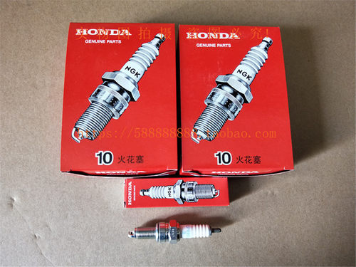 新大洲本田摩托车配件SDH125-50金锋锐NGK火花塞CPR8EA-9正品