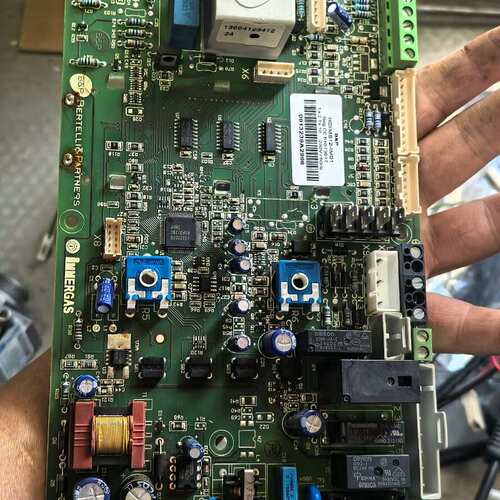 议价意大利Immergas壁挂炉主板HDIMS12-IM01，拆