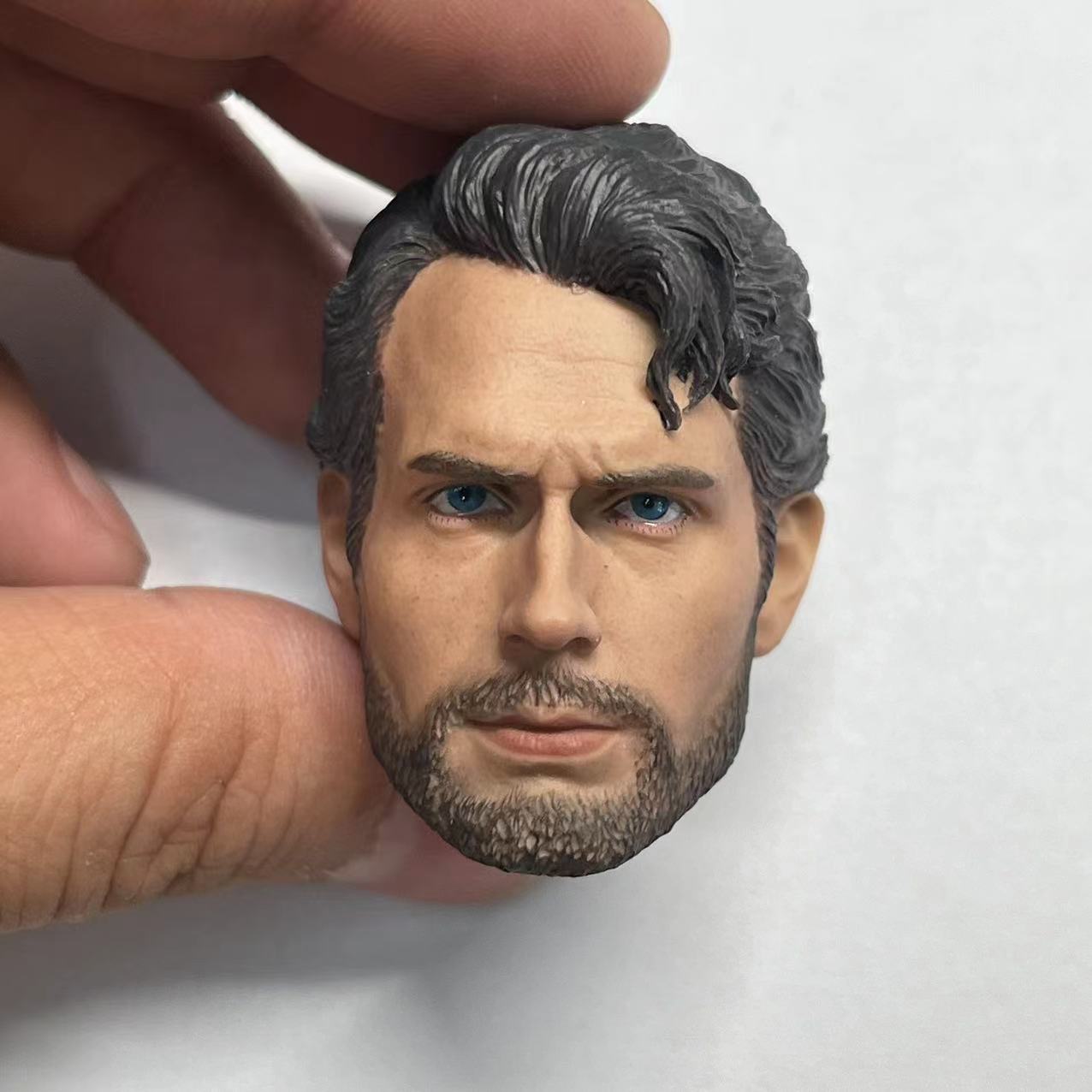 超人钢铁之躯亨利卡维尔