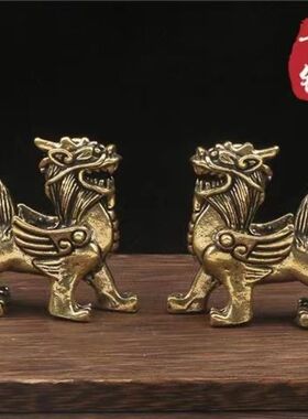 黄铜麒麟桌面摆件复古创意纯铜飞天麒麟一对装书房客厅纯铜摆件