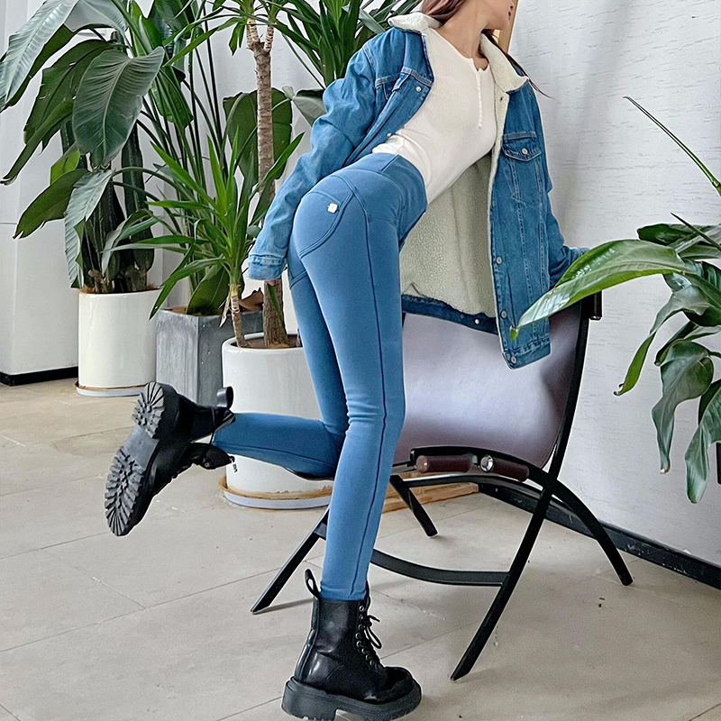 加绒加厚性感蜜桃臀牛仔裤小个子