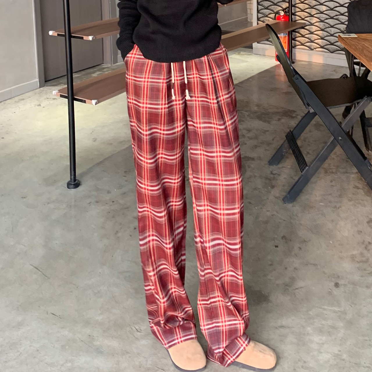 尔给早春抽绳阔腿格子裤