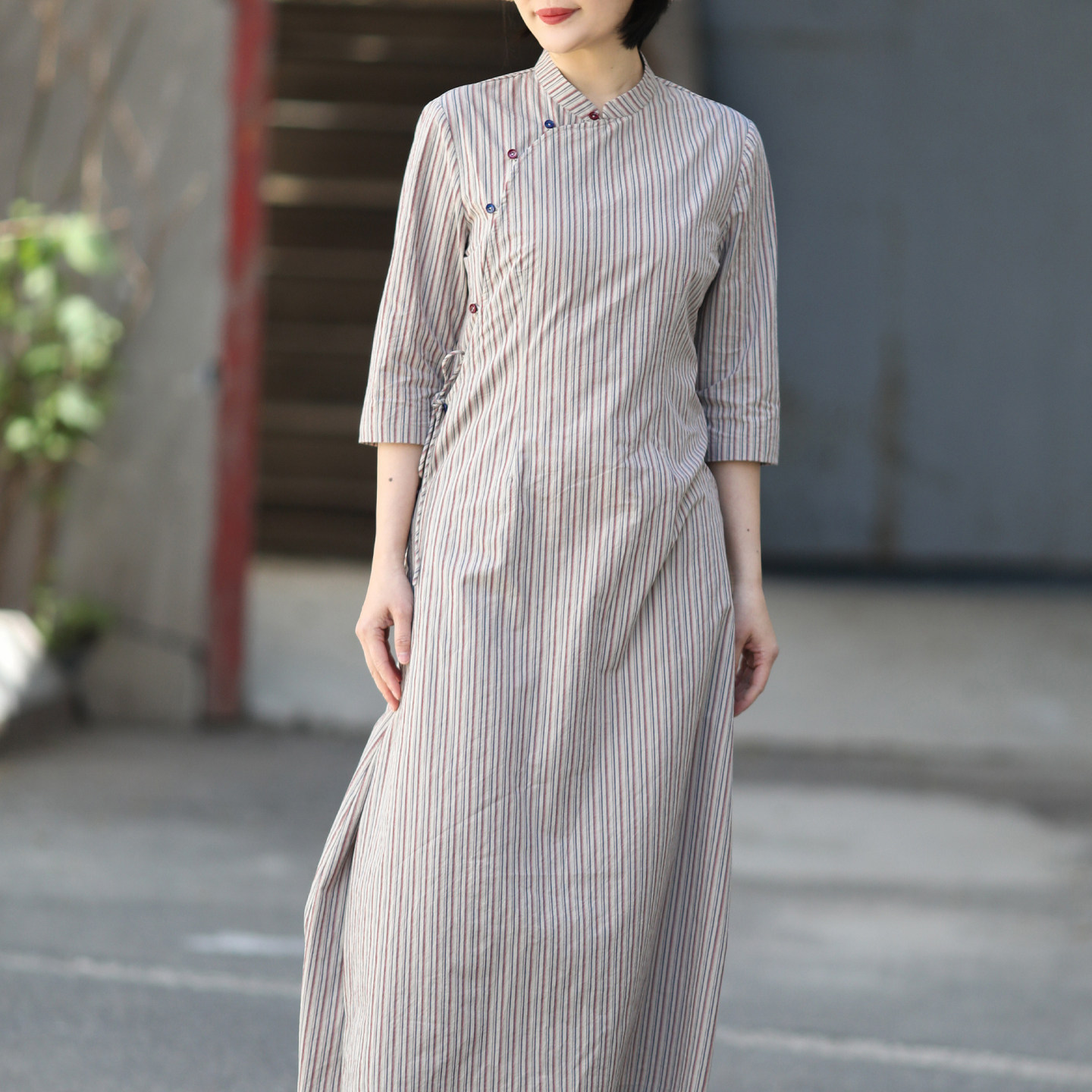 游设原创新中式五分袖立领盐缩先染色织棉改良旗袍连衣裙 纹舞