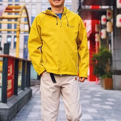 阿珂姆软壳衣加绒休闲连帽外套