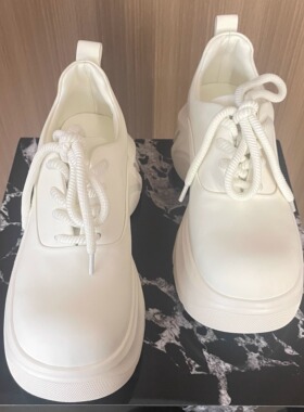 【旅行者】6公分哑光面春季新款休闲女士乐福皮鞋S29S962135