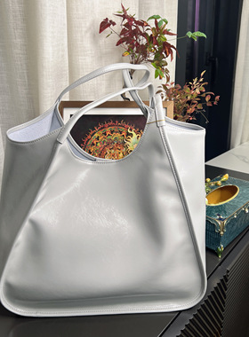 新款大号托特包腋下包真皮女包Y29CB200190