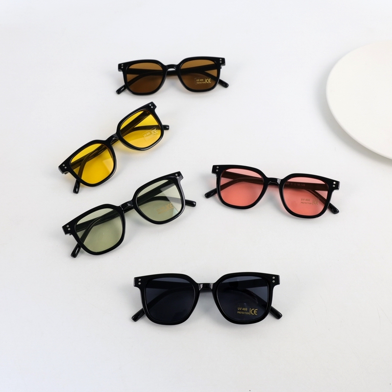 韩版儿童太阳镜时尚方框出街男女童腮红彩色镜片防紫外线防晒遮阳