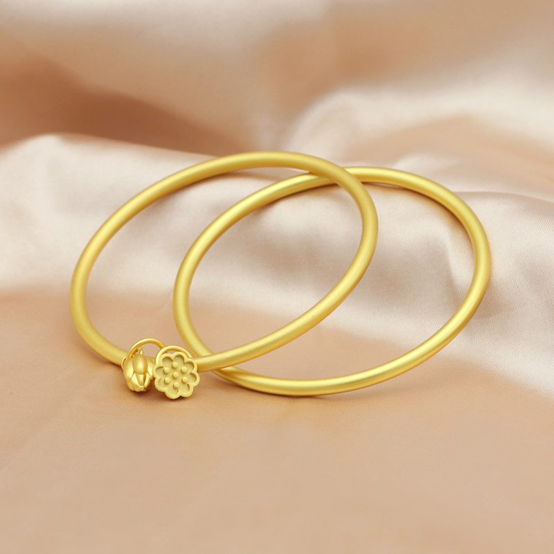 兔年本命年自律素圈沙金手镯女