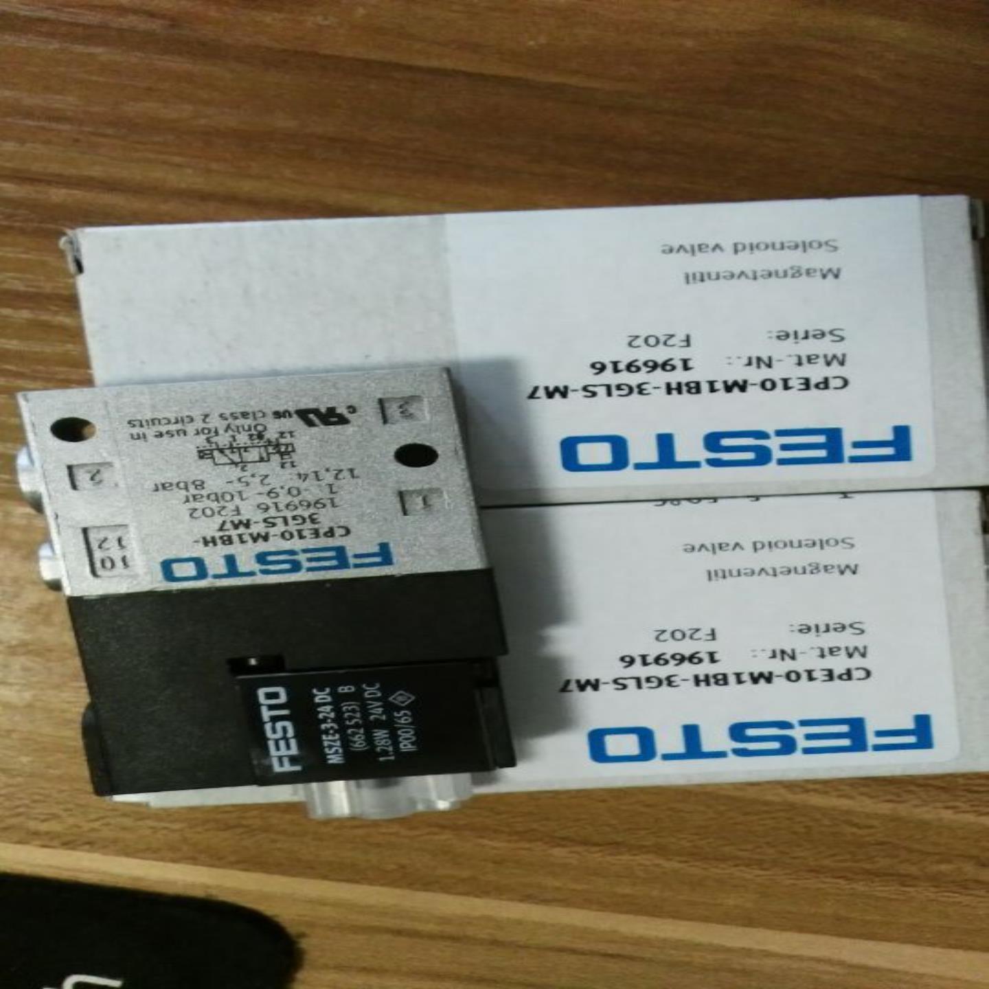 原装全新FESTO CPE10-M1BH-3GLS-M7 订货号196916现货出售
