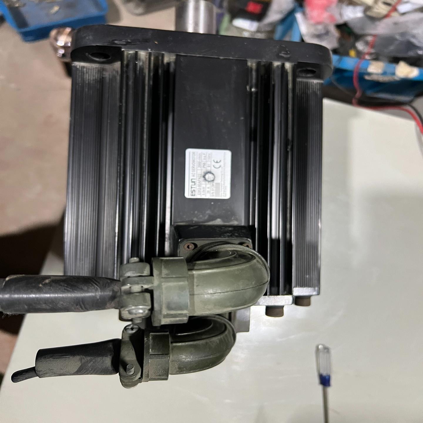 EMG-50APA22  拆机埃斯顿伺服电机实图要的私聊