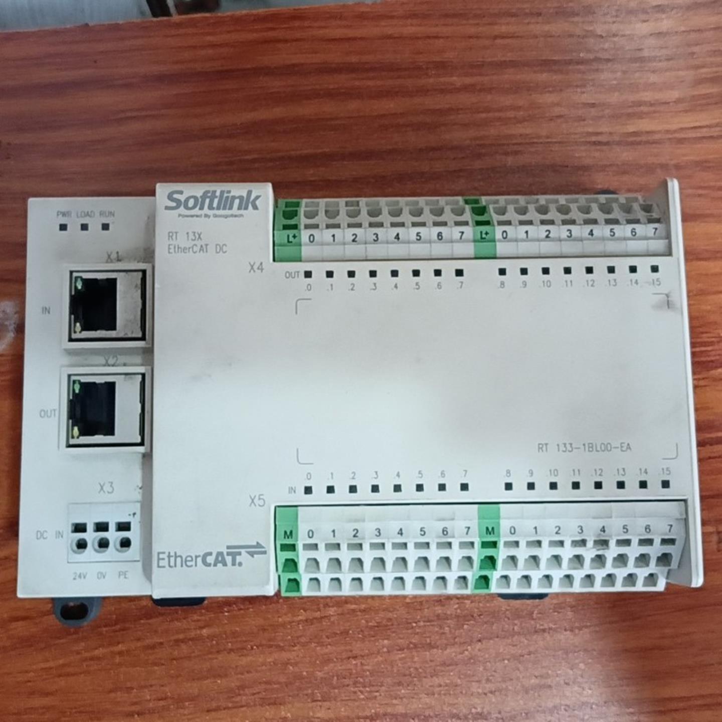 SOFTLINK控制器 RT 133-1PL00-EA 拆机