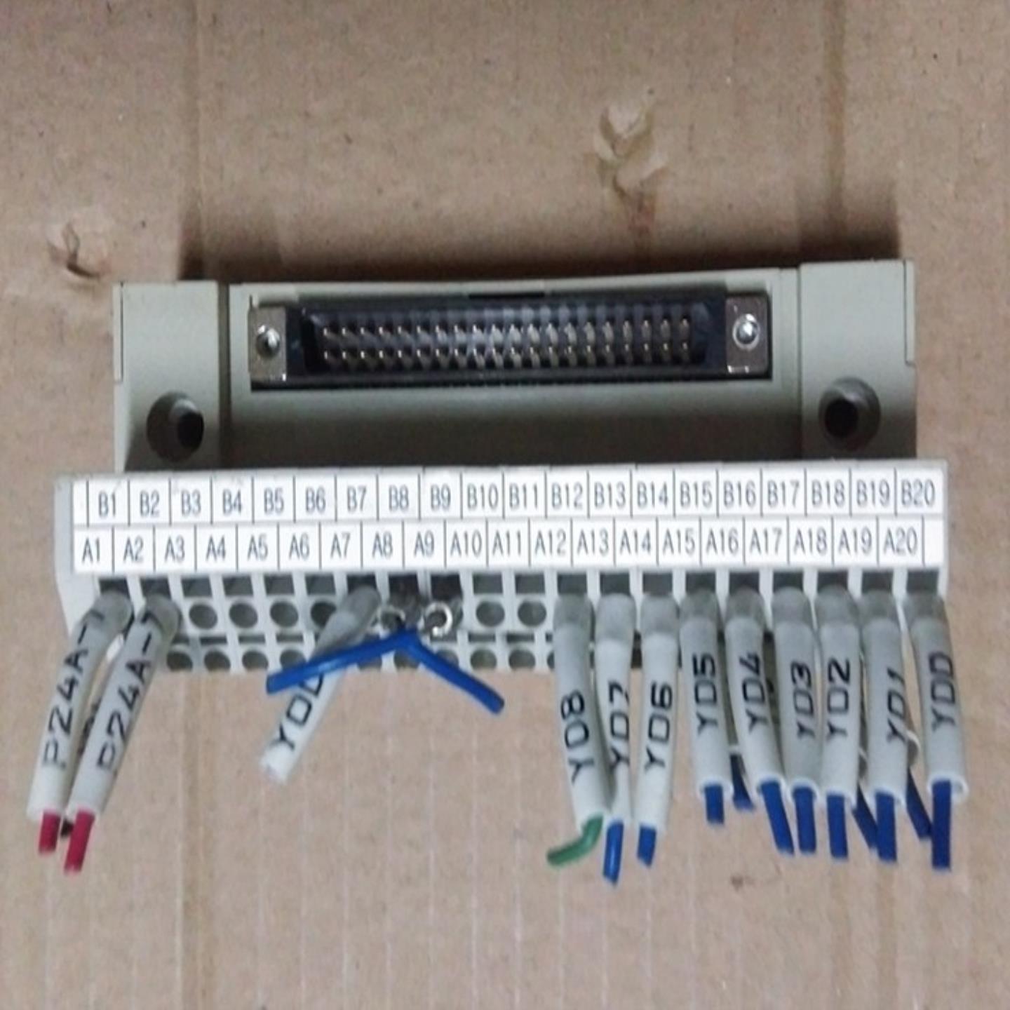 TOGI 东洋技研PLC接线端子台 PCV5-4F402 PCN-COM202 PCN-1H40