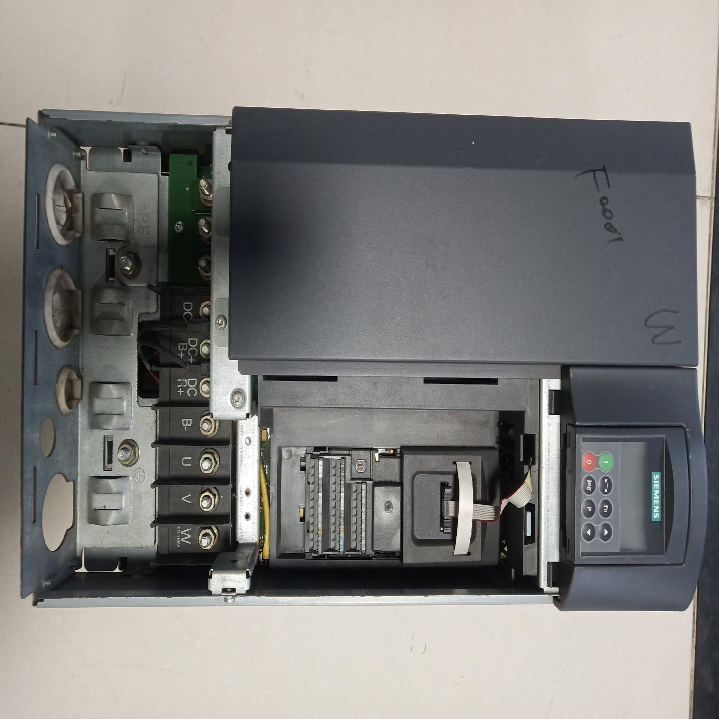 6SE6440-2UD31-5DB1变频器15kw拆机