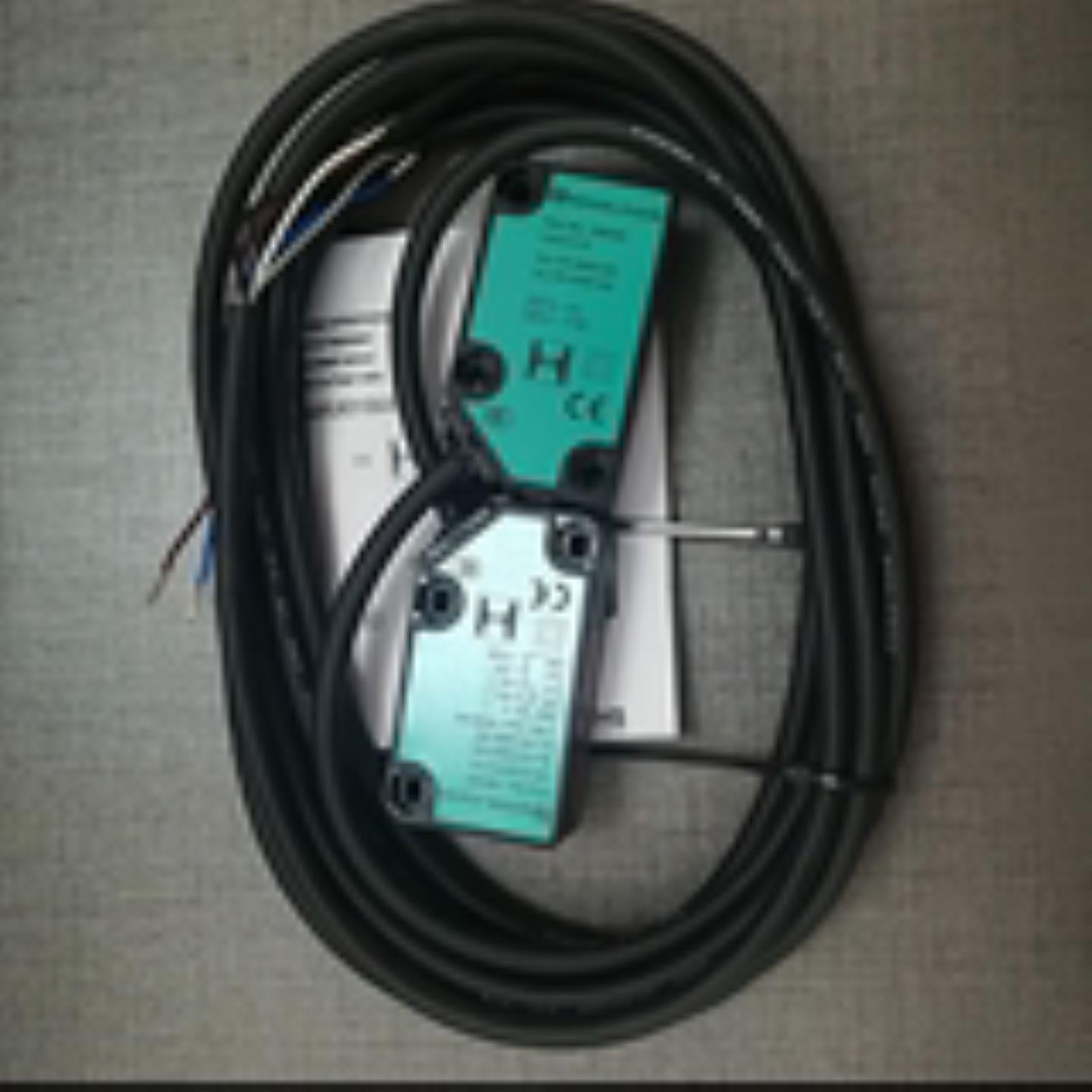 特价 高精度 倍加福激光传感器OBR2000-R3-E0-L