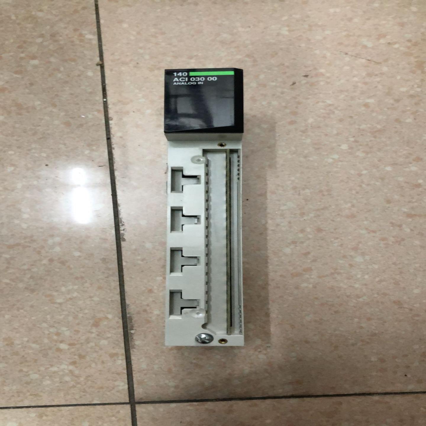 全新无包装 原装 Schneider  140ACI03000 实物拍摄 现货*