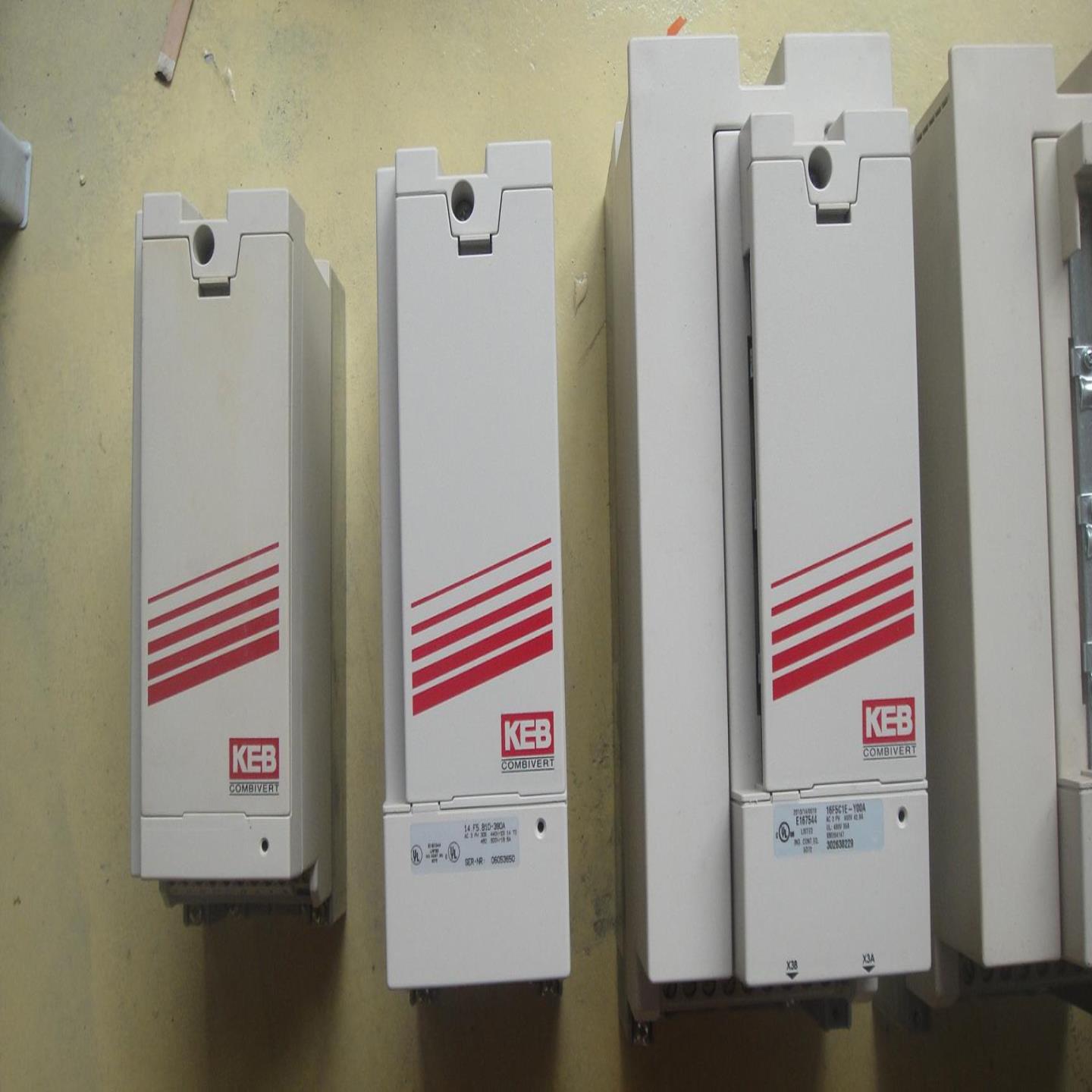 全新科比变频器 通力扶梯15F5C1E-Y00A   16F5C1E-Y00A 议价
