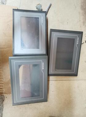 昆仑通态触摸屏tpc7062ktTD有两个TPC706