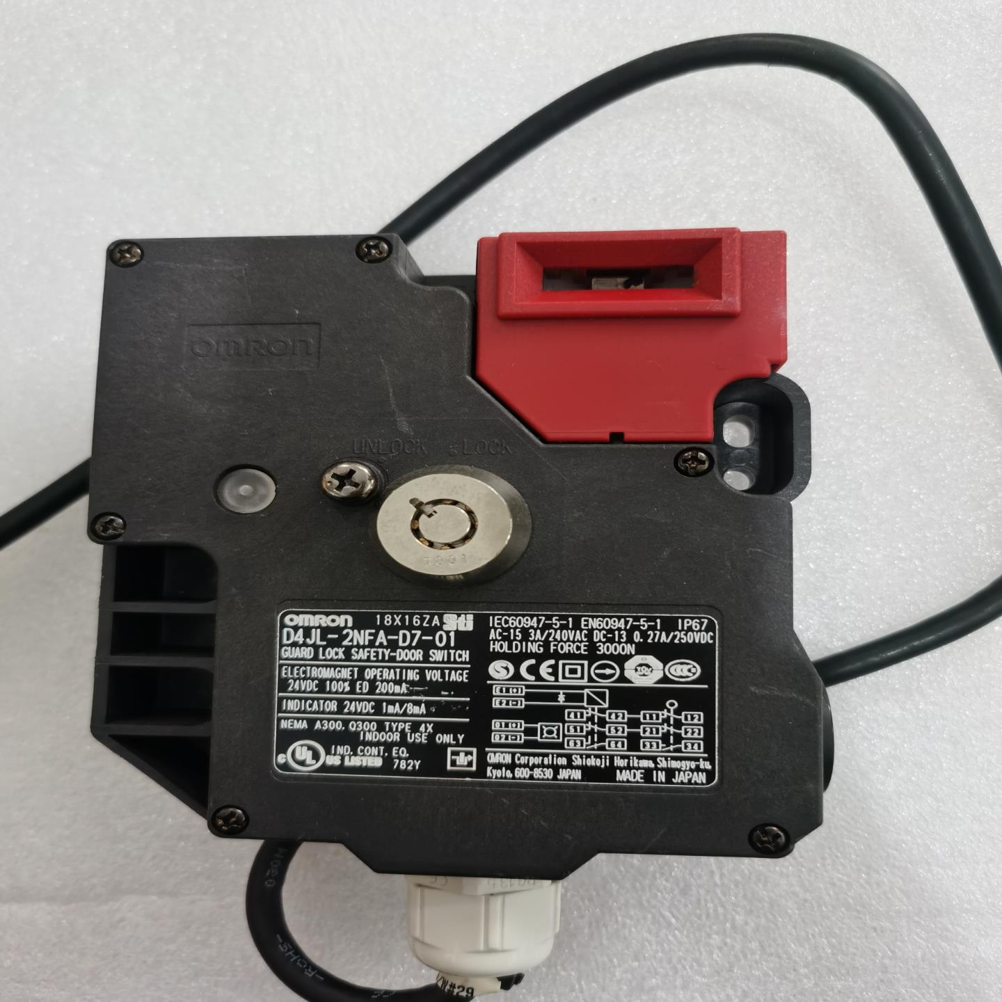 OMRON  D4JL-2NFA-D7-01 2个 议价拍前询价