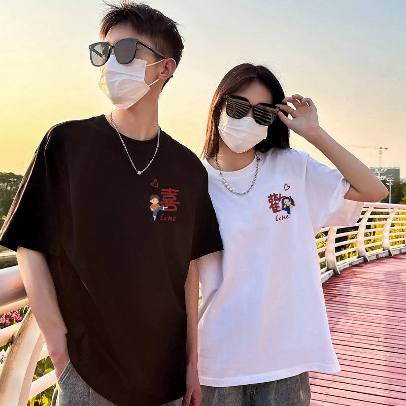 特别不一样的情侣装2024新款夏装超火设计感小众领证登记纯棉衣服