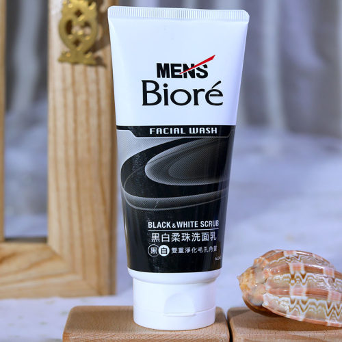Biore/碧柔黑白磨砂洗面奶抗黑头