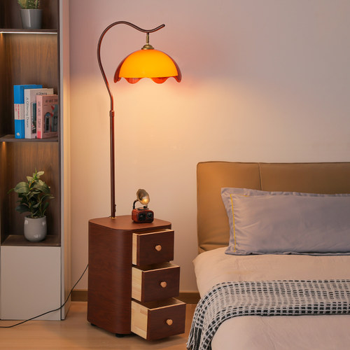 新款现代简约复古氛围温馨落地灯